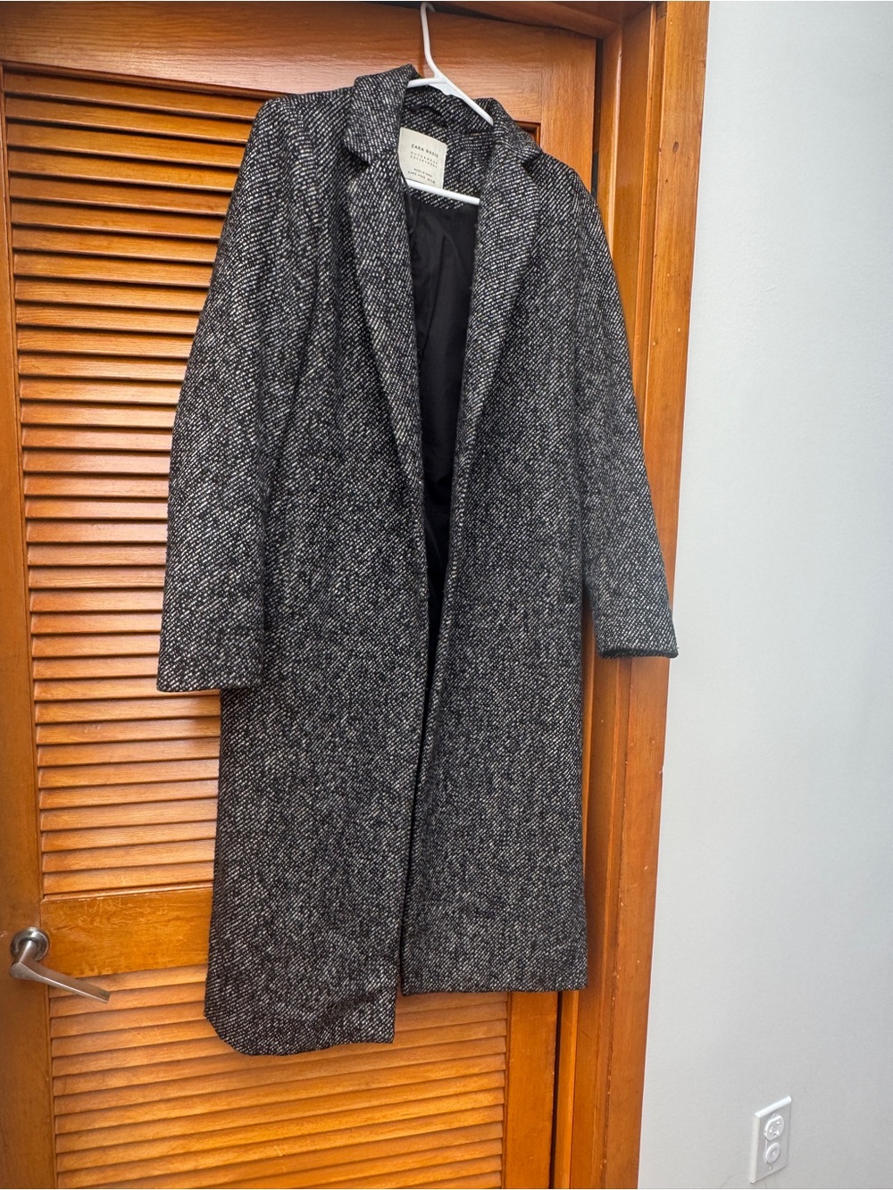 Zara Herringbone Long Wool-Blend Overcoat - Black & White size S